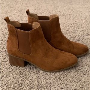A New Day Ellie Chelsea Booties 7.5